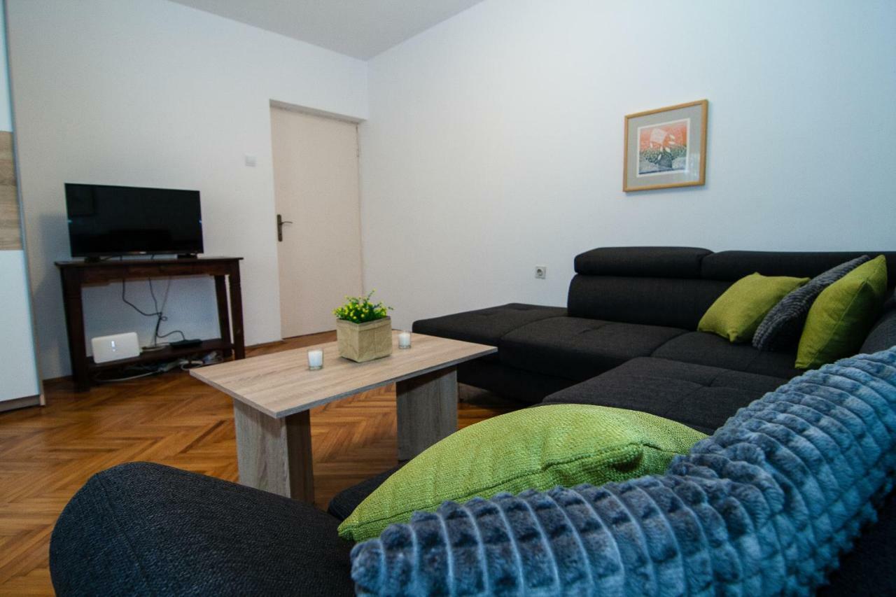 New Renovated Apartment 15 Min From Beach On Foot Pula Ngoại thất bức ảnh