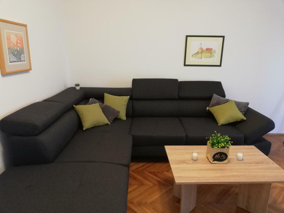 New Renovated Apartment 15 Min From Beach On Foot Pula Ngoại thất bức ảnh