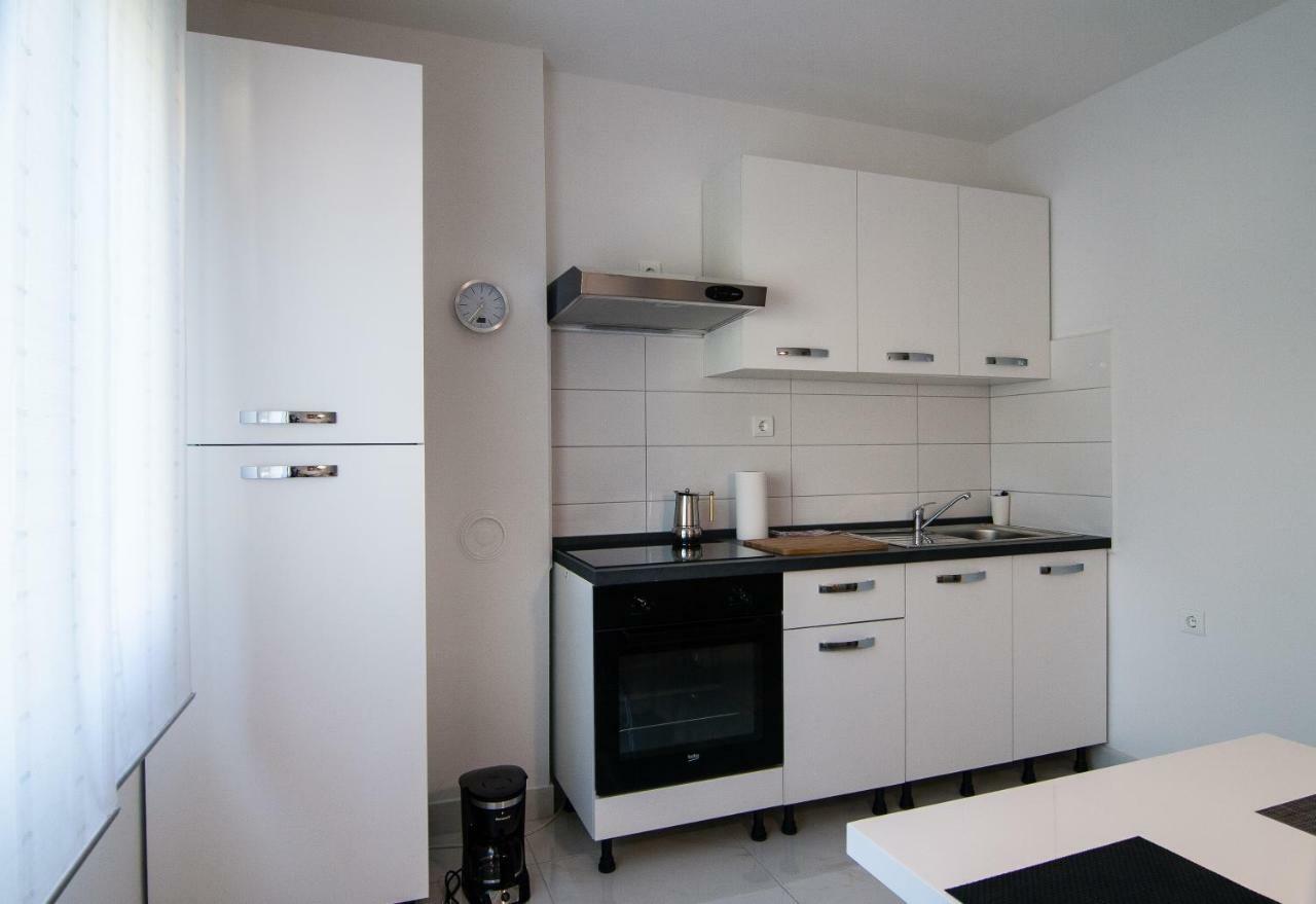 New Renovated Apartment 15 Min From Beach On Foot Pula Ngoại thất bức ảnh
