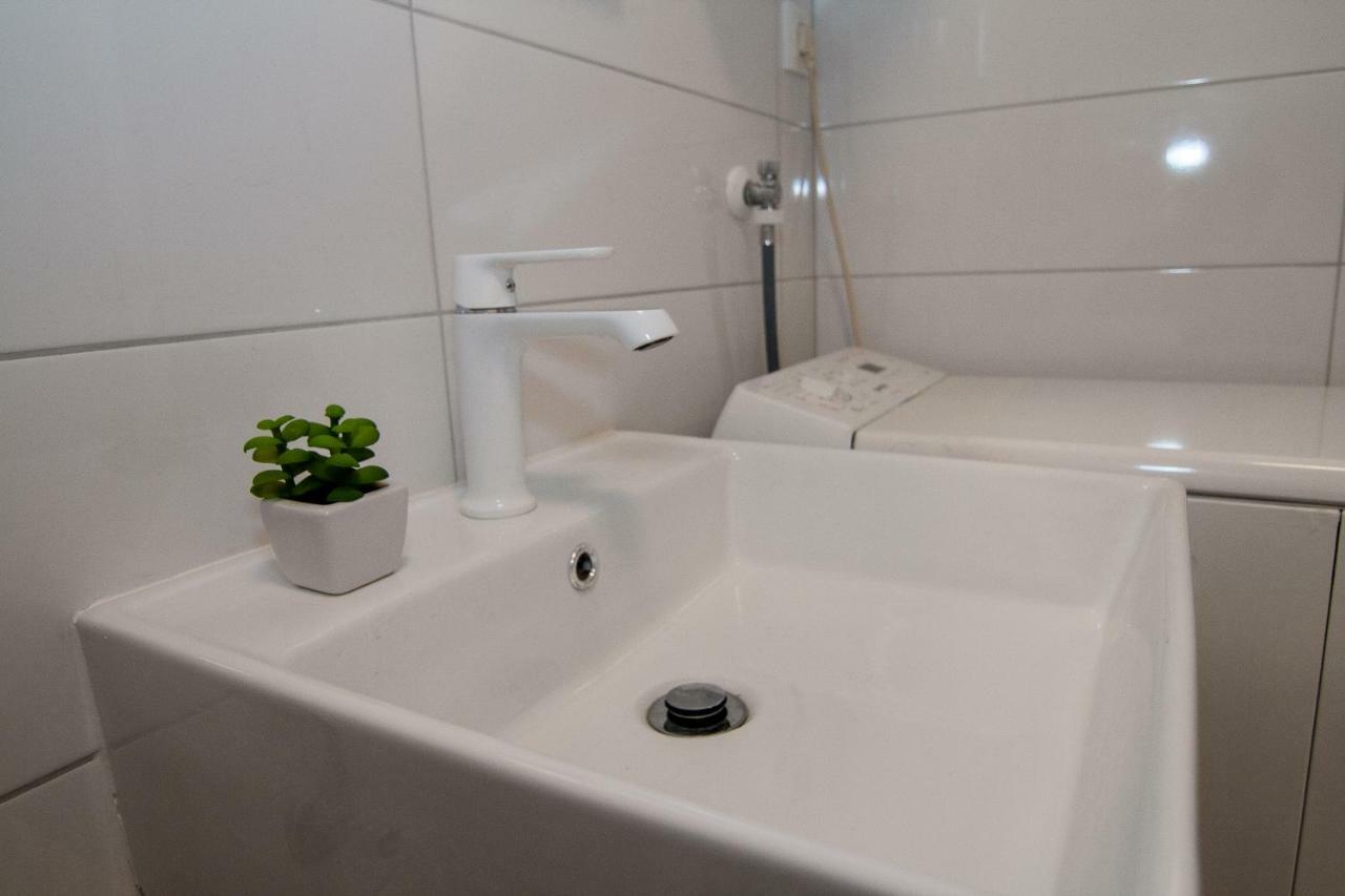 New Renovated Apartment 15 Min From Beach On Foot Pula Ngoại thất bức ảnh