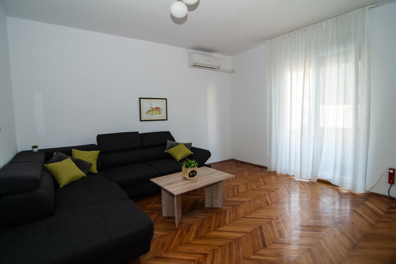 New Renovated Apartment 15 Min From Beach On Foot Pula Ngoại thất bức ảnh