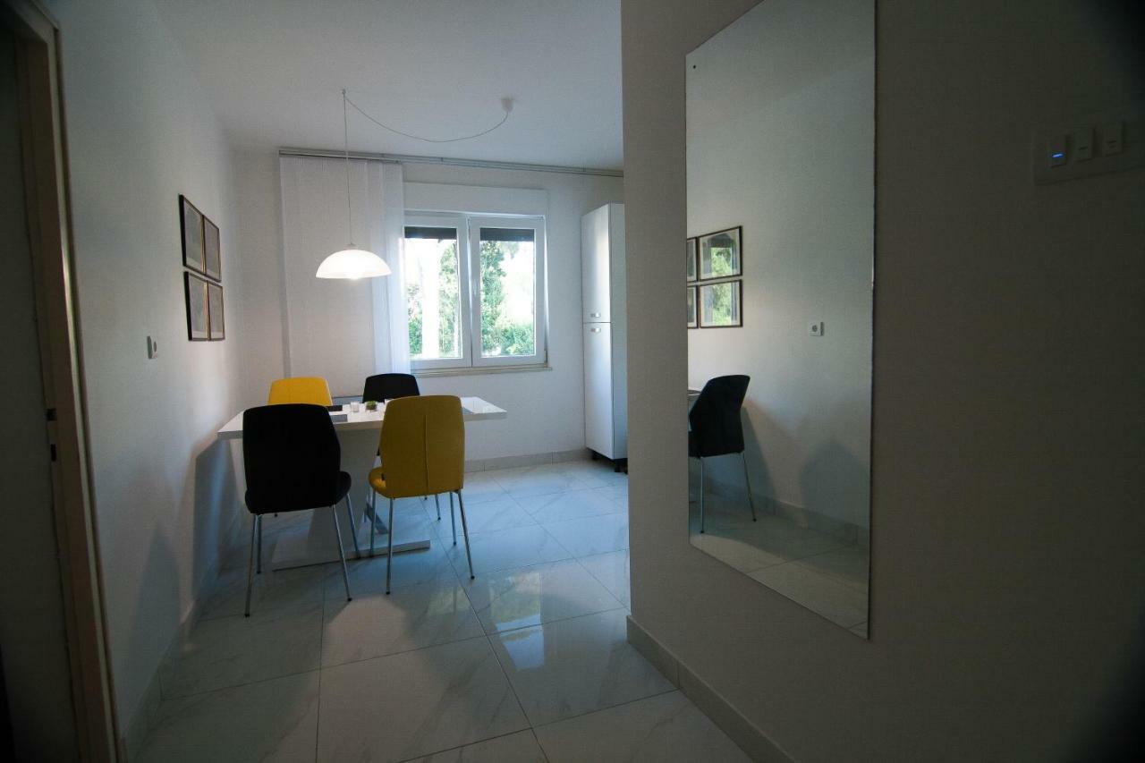 New Renovated Apartment 15 Min From Beach On Foot Pula Ngoại thất bức ảnh