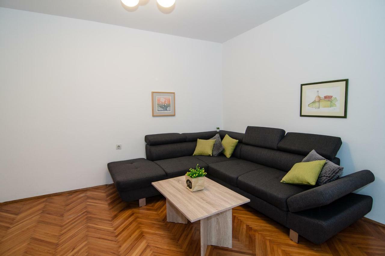 New Renovated Apartment 15 Min From Beach On Foot Pula Ngoại thất bức ảnh