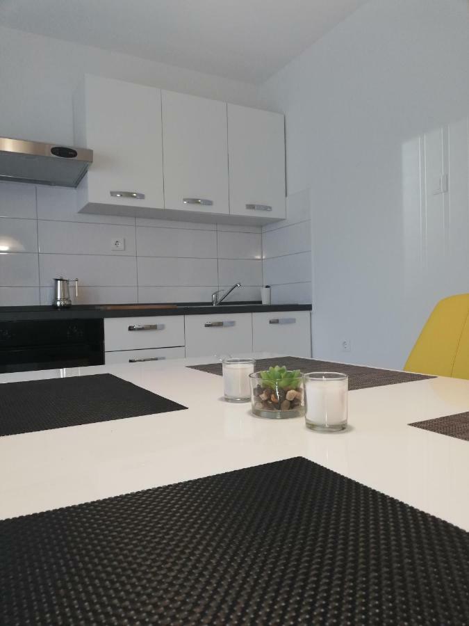 New Renovated Apartment 15 Min From Beach On Foot Pula Ngoại thất bức ảnh